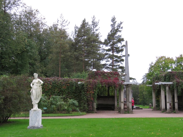 italian_grotto_catherine_palace_garden